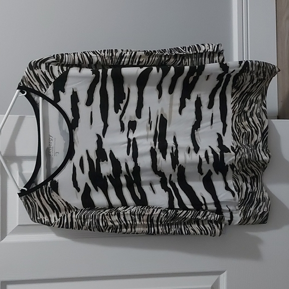 Zenergy by Chico's size 3 top - Picture 1 of 3